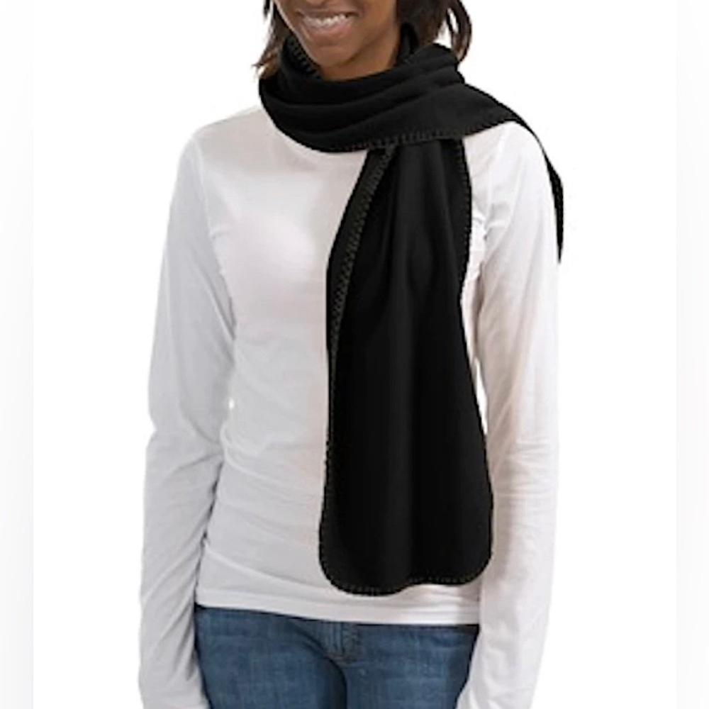NWOT Soft Black Scarf 🧣